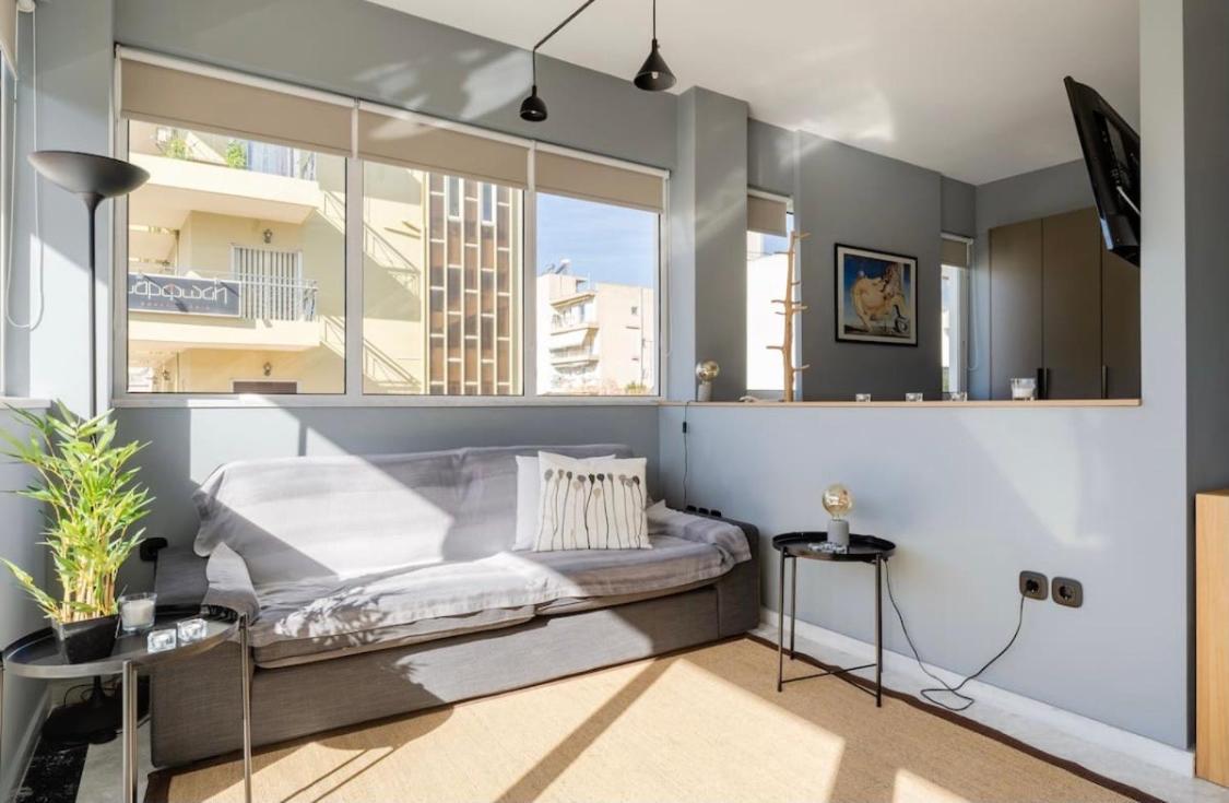 Apartmán Loft With Private Parking Atény Exteriér fotografie