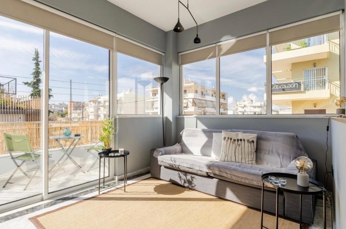Apartmán Loft With Private Parking Atény Exteriér fotografie